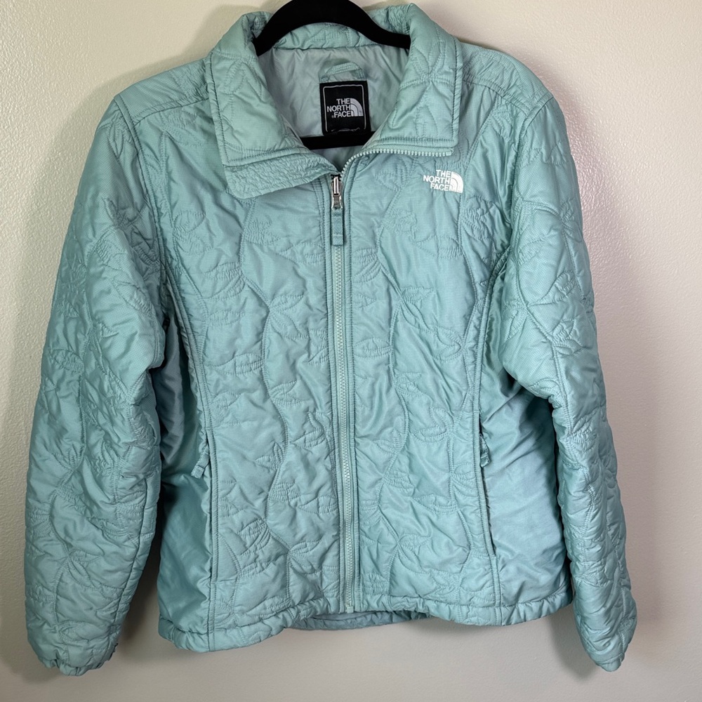 The North Face Women's Aqua Thermal Quilted Jacket. Size L. Full Zip. Pockets.
